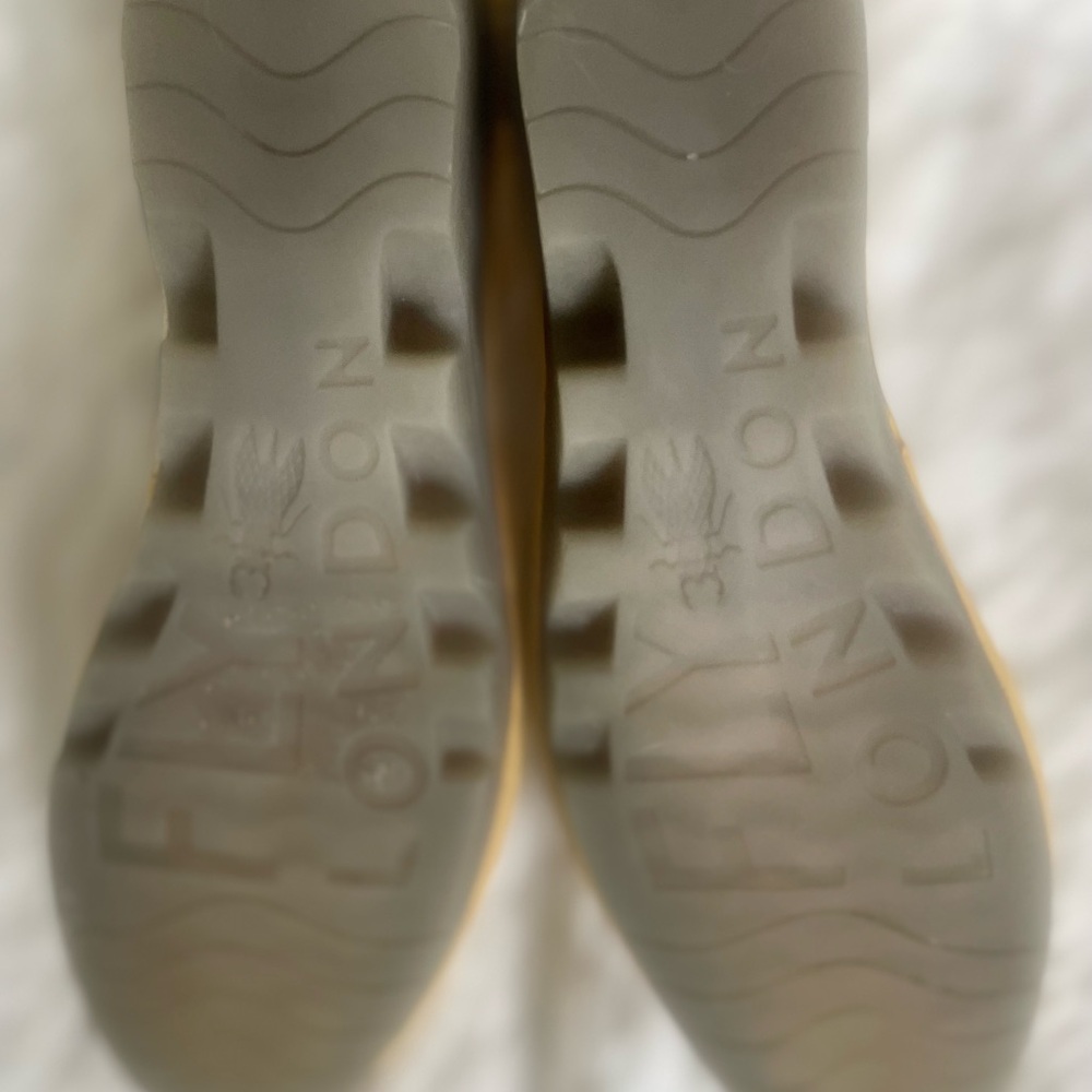 Fly London Women's Yellow Cross-Strap Shoes Size 40 - Picture 5 of 8